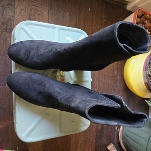 Chinese Laundry Black Heeled Boots for Women